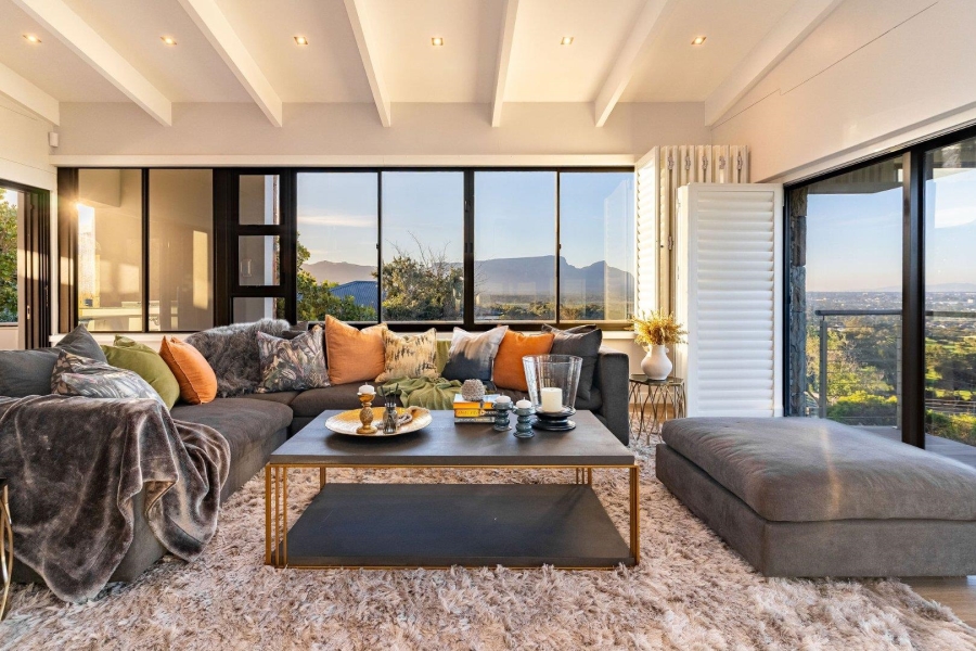 To Let 4 Bedroom Property for Rent in Stonehurst Mountain Estate Western Cape